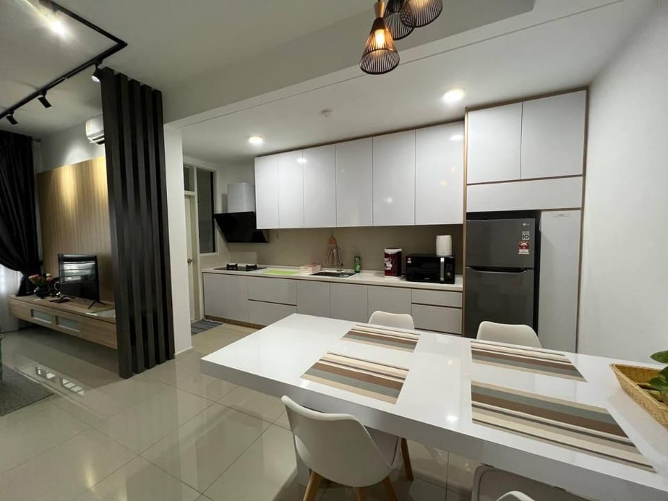 ComfyTokma'sHome-Wifi,InfinityPool,PrimeMovies Apartment in Negeri Sembilan, Malaysia