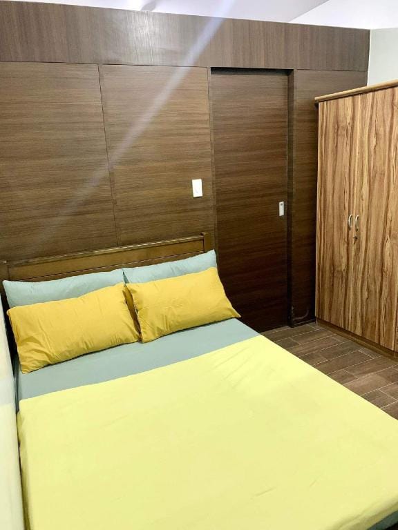 Air Residences 33 Apartment in Makati
