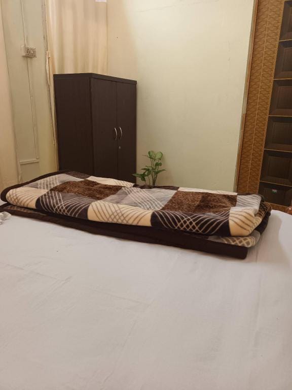 Maroma - Cosy 2 bedroom home with parking space. Vacation rental in Bangladesh