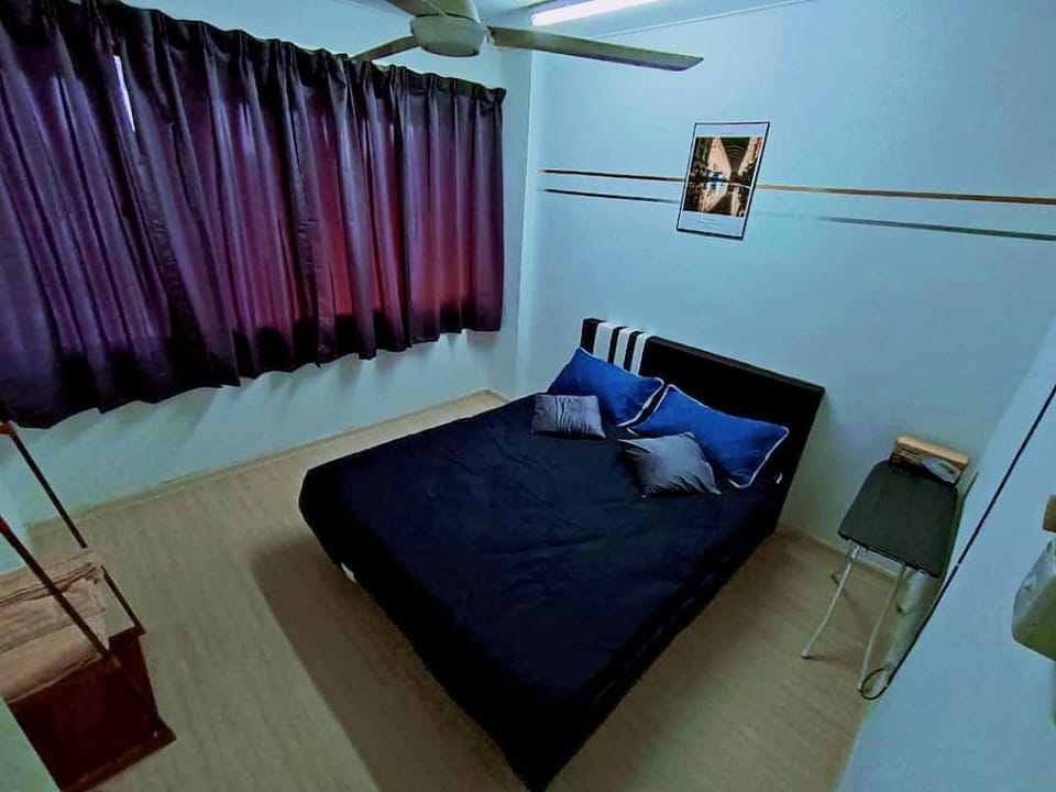 Jelutong Apartment  3 Bedroom with WIFI Apartment in George Town