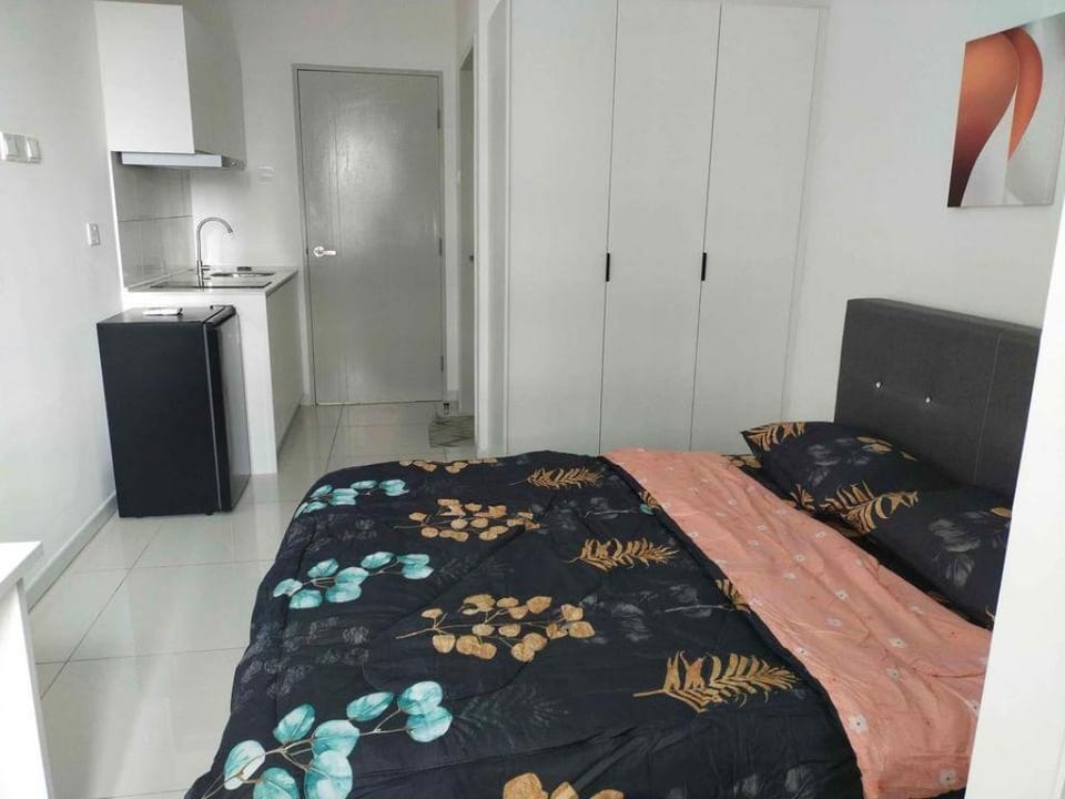 KLIA Transit Sepang near Gamuda Cove Water Park Apartment in Selangor, Malaysia