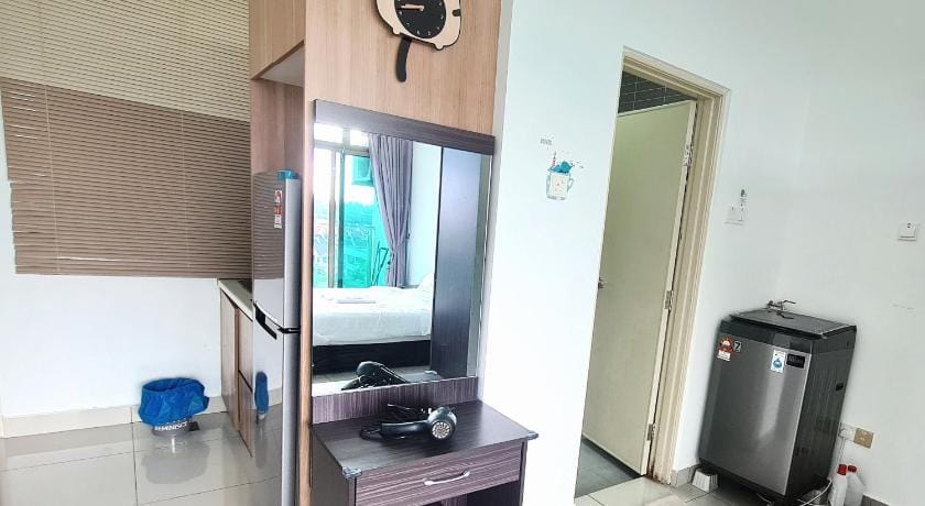 Fortune studio balcony city view Palazio Austin Apartment in Johor Bahru