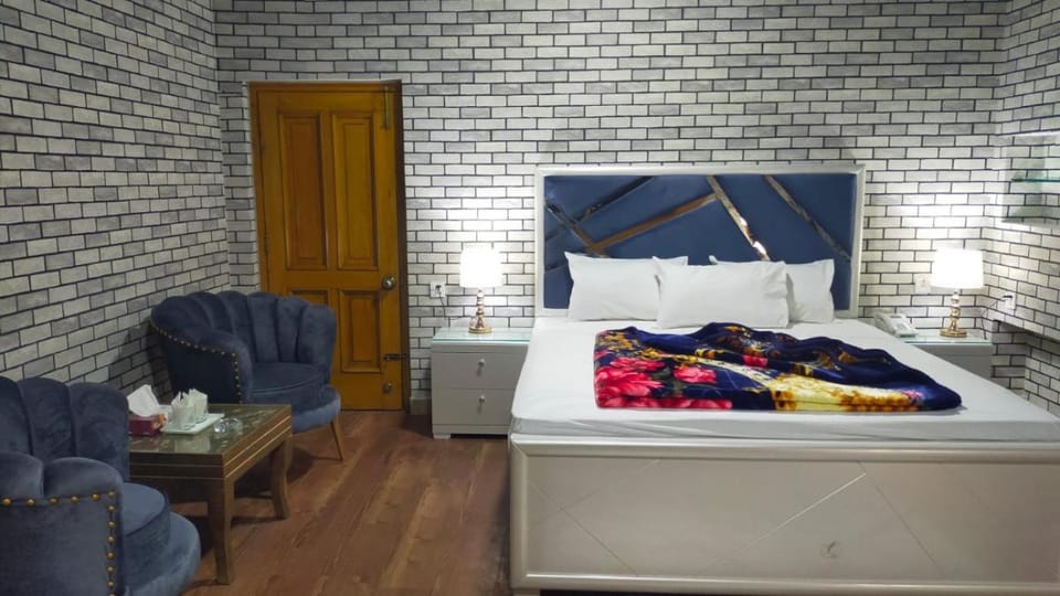 Royal Luxury Hotel Lahore Hotel in Lahore