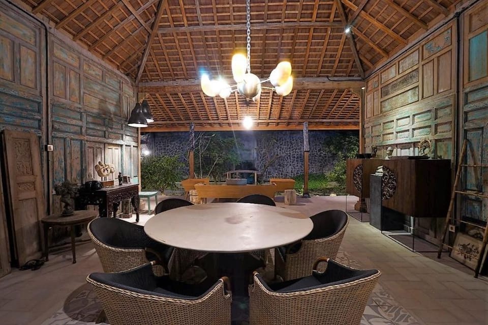 Villa Indi Yogyakarta Villa in Special Region of Yogyakarta