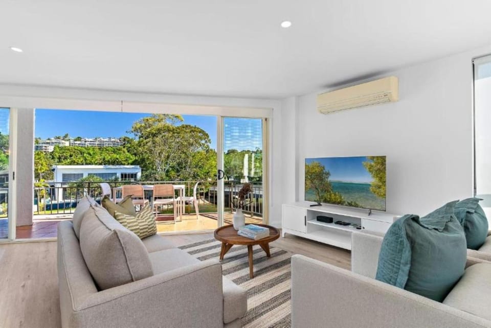 Edgewater Collection by Stay Noosa Apartment in Noosa Heads