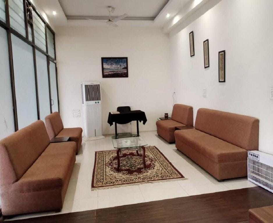 White Pearl, Jabalpur Hotel in India