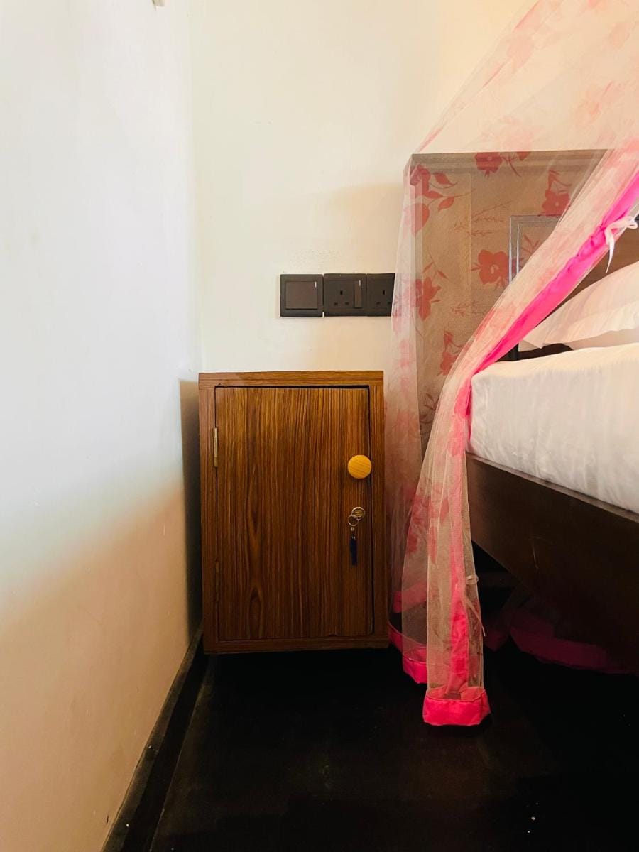 Kosi Giggles Resort Bed and Breakfast in Southern Province