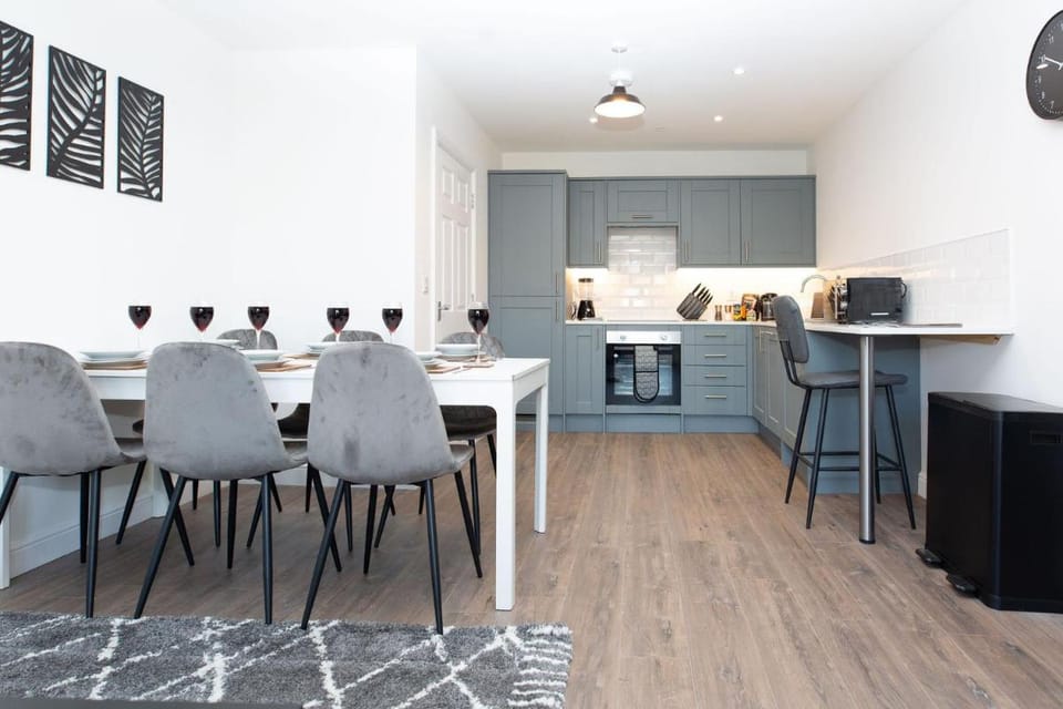 Executive 3 : City Centre - City Center - Parking Vacation rental in Cardiff