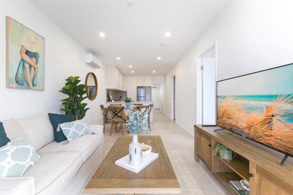 Oceanside Apartment with Bay Views Apartment in Batemans Bay