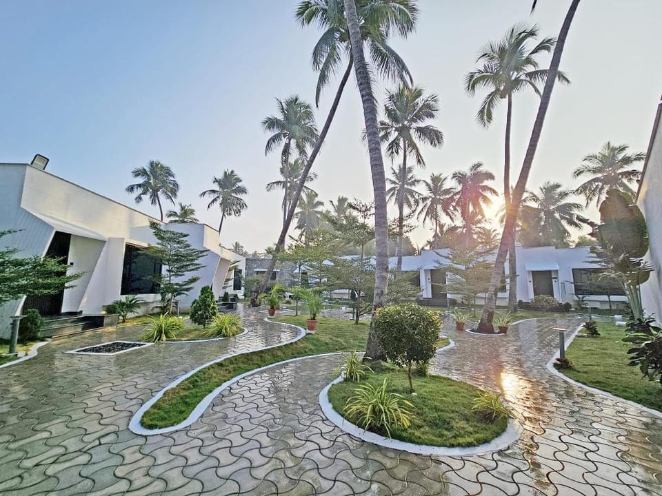 The Saravi Resort Resort in Puducherry