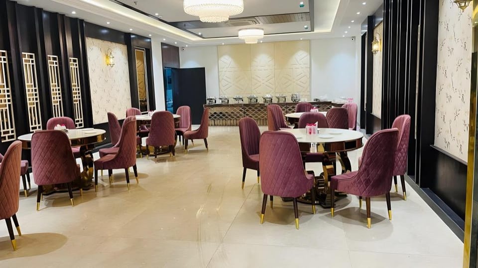 HOTEL DHAROHAR Hotel in Uttar Pradesh