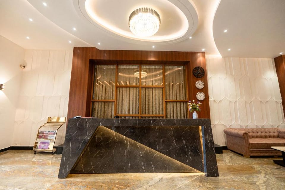 HOTEL DHAROHAR Hotel in Uttar Pradesh