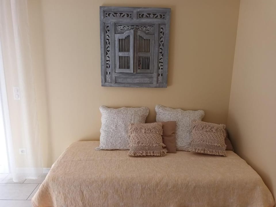 BASTIDE DES MARTELIERES Bed and Breakfast in Provence-Alpes-Côte d'Azur