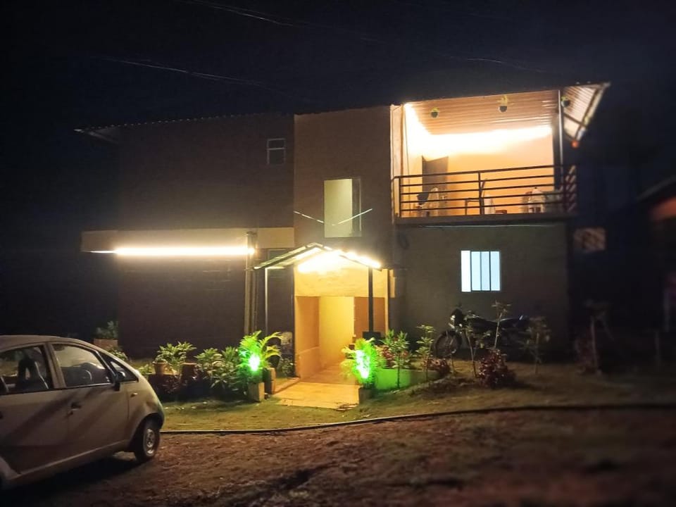 Sunset Villa Hotel in Maharashtra