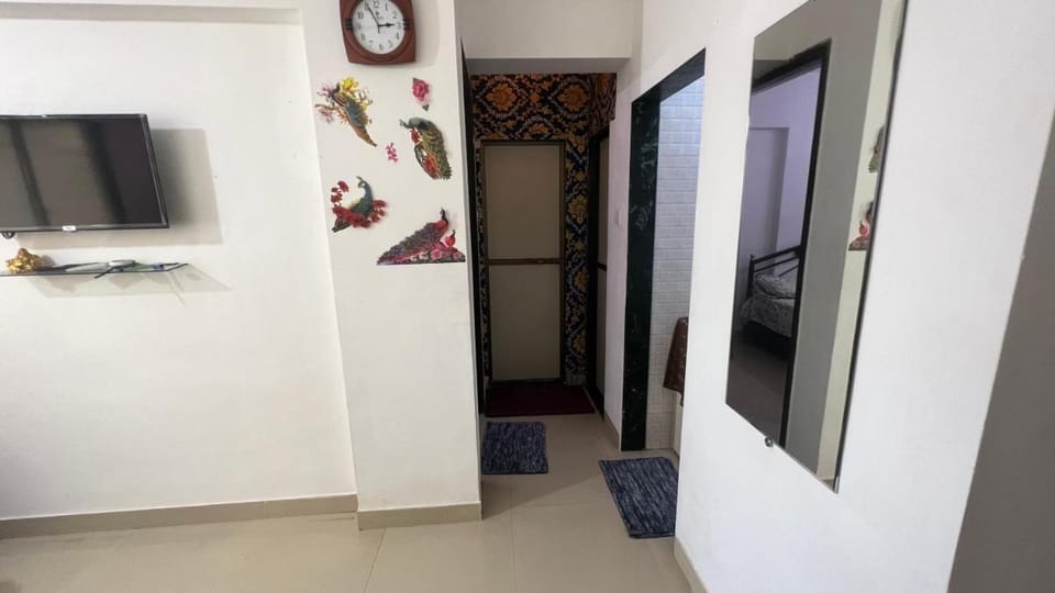 Fully furnished flat with Gvibes Apartment in Mumbai