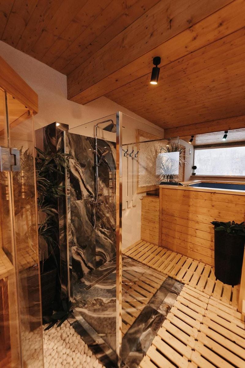 Royal Alpin Crown Resort in Romania