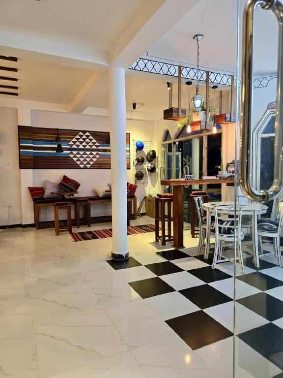 Habibi Hostel & Restaurant Hostel in Southern Province