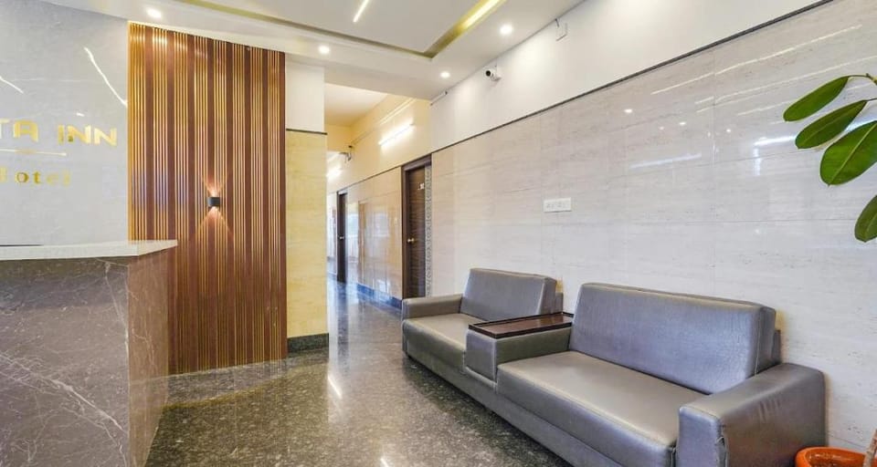 Hotel Grand Vista Inn Hotel in Bengaluru