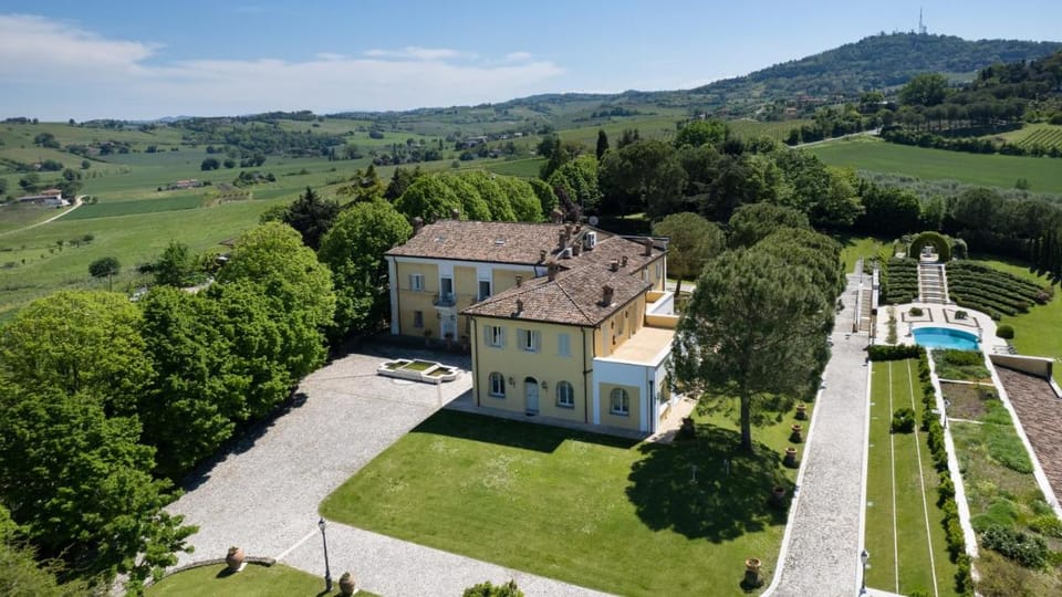 TENUTA BAGNI DE' CONSOLI 24, Emma Villas Villa in Emilia-Romagna