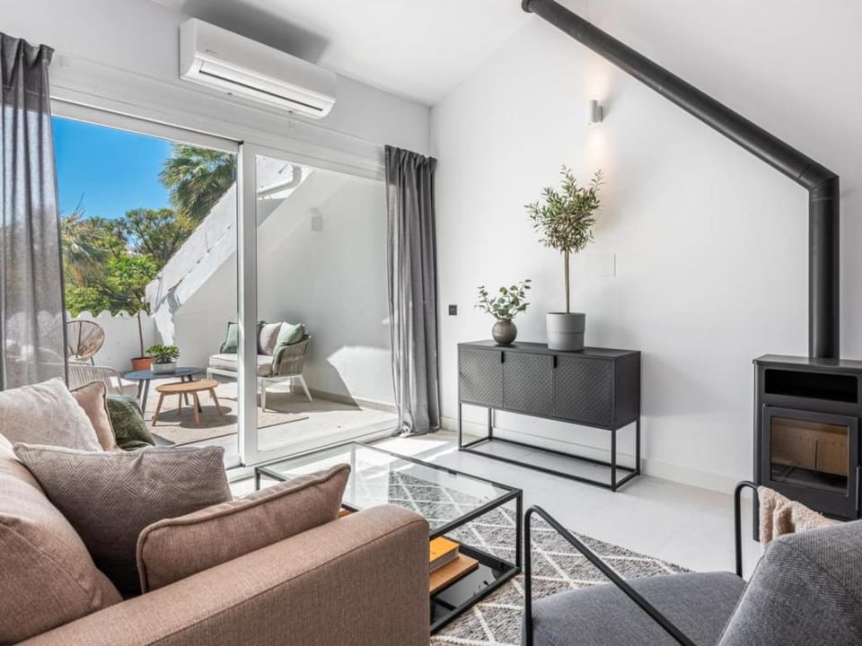 Agrupadas, Beautiful duplex with amazing location Apartment in Marbella