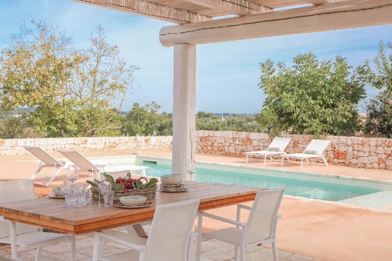TD Lamiamola Stylish Trulli & Lamie with Pool Apartment in Province of Taranto