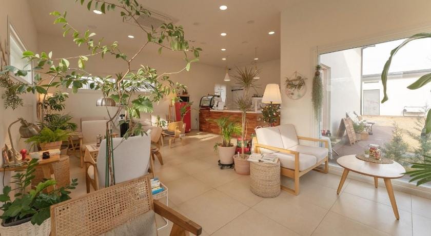 Yangyang Stay Wabom Bed and Breakfast in South Korea