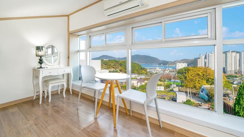 Geoje Forest-Morning Spa Pension Bed and Breakfast in South Korea