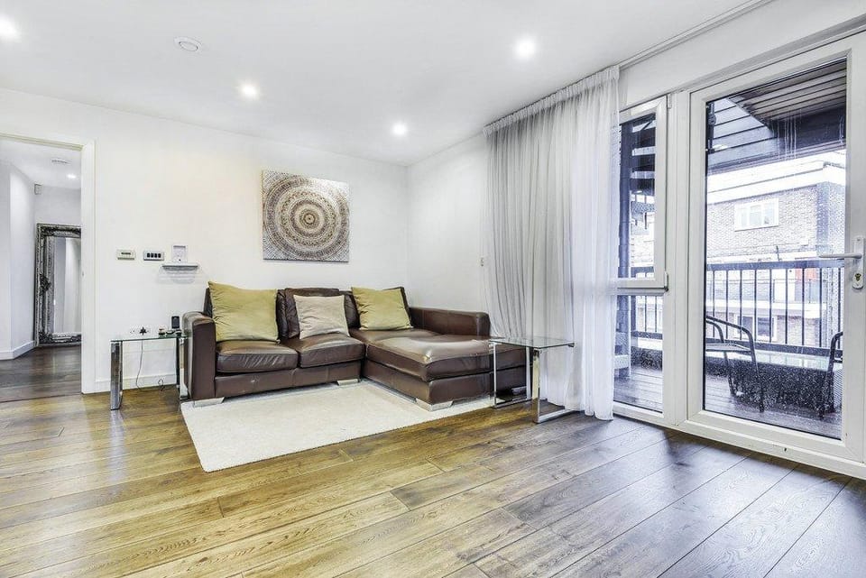 Tower Bridge Lux-Penthouse Apartment in London Borough of Southwark