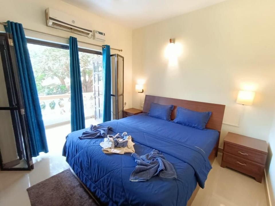 1BHK5 AC 100MBPS WiFi WM BackUp Candolim Homestay Apartment in Candolim