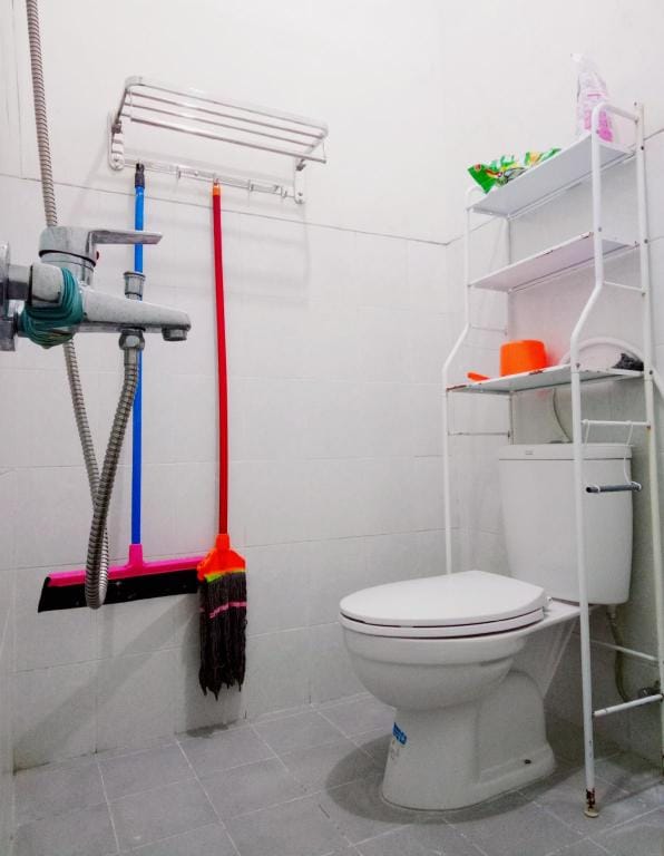 Emerald G1 Vacation rental in Batu