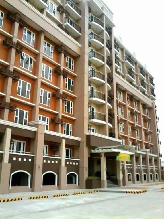 Neopolitan Fairview QC Condo good for couple Apartment in Quezon City