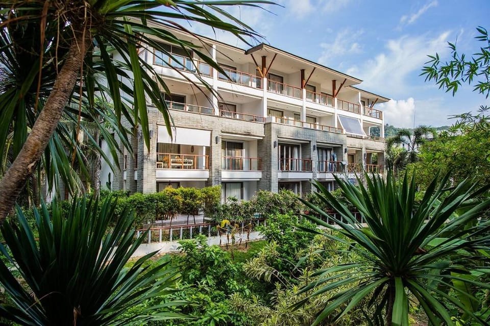 Beachfront 2br home with private jacuzzi pool on stunning Naithon beach 3 Apartment in Phuket