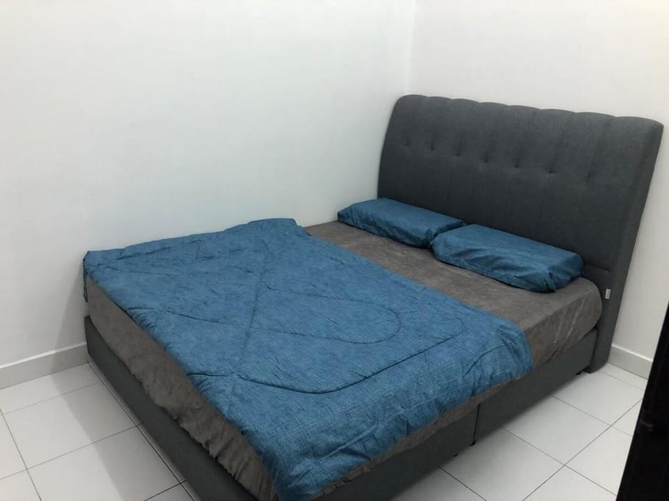 Black Kluang Homestay Xiao Hei no Ming Zhu Vacation rental in Johor
