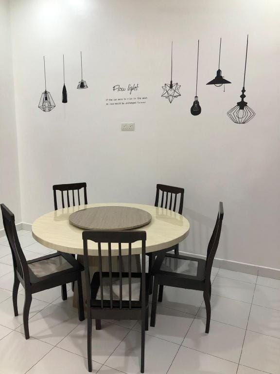 Black Kluang Homestay Xiao Hei no Ming Zhu Vacation rental in Johor