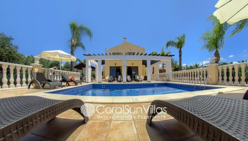 Fabulous Villa In Coral Bay Near Beach, Amenities Villa in Peyia