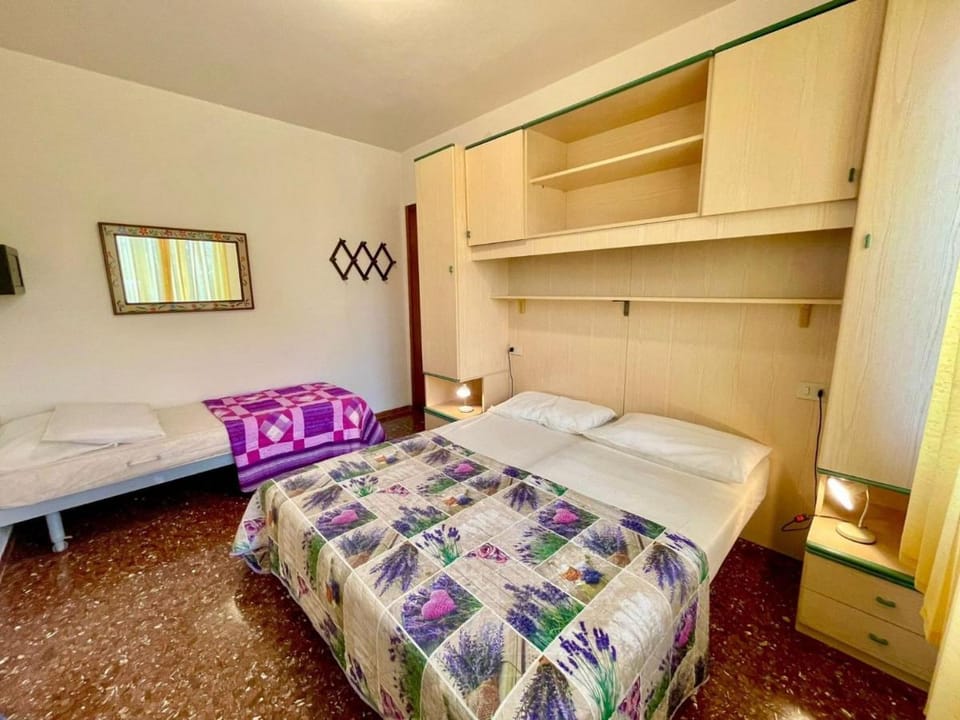 Seaside villa surrounded by a garden Villa in Porto Santa Margherita