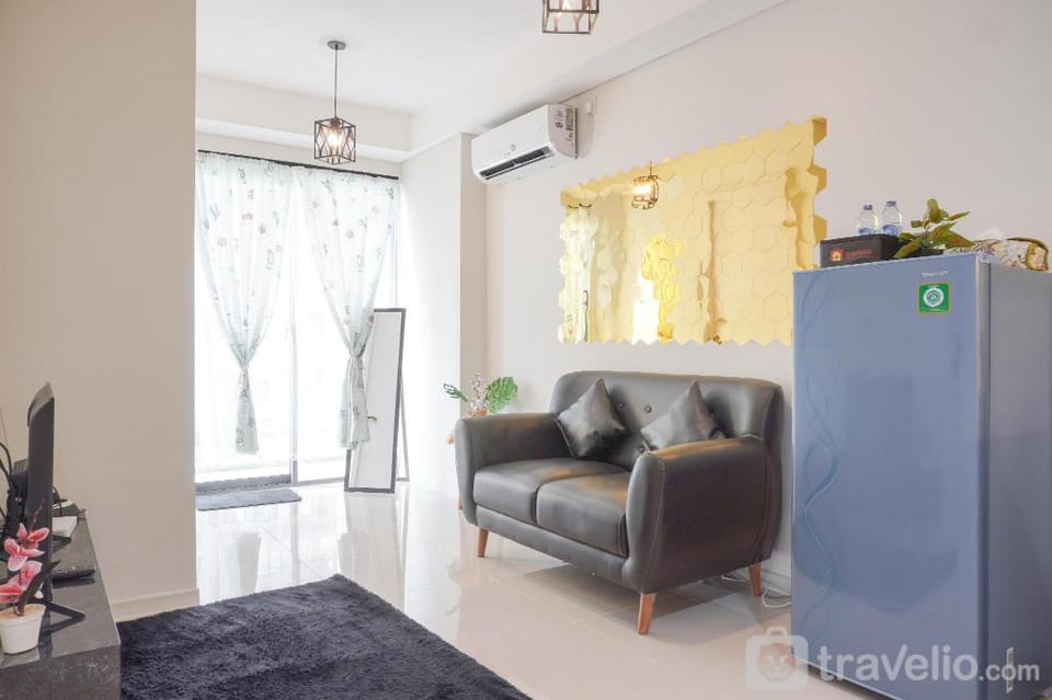 Nice & Comfort 2BR at Daan Mogot City By Travelio Apartment in Jakarta