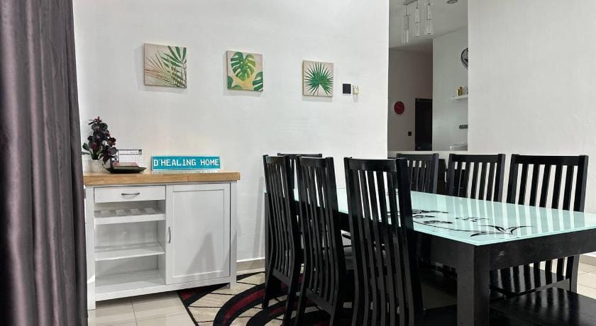 Bungalow|WiFi | BBQ | Gazebo | Game | 4R | Garden Vacation rental in Malacca