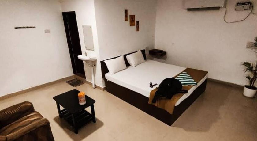 Cozy Resort with Garden, Pool and Outdoor Games Villa in Tamil Nadu