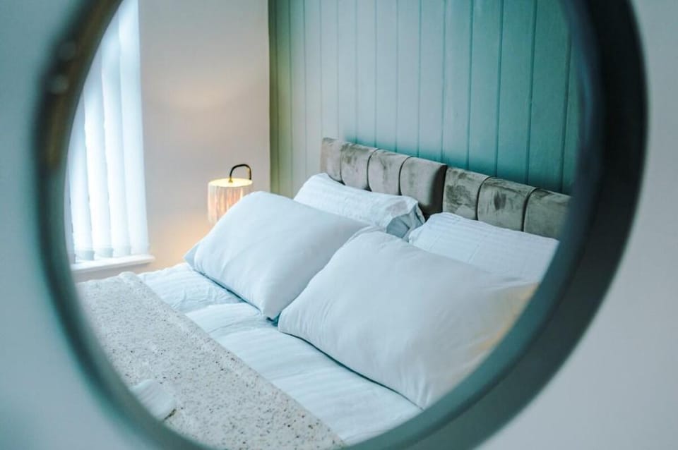 Trendy house, close to stadiums, free wi-fi Vacation rental in Liverpool