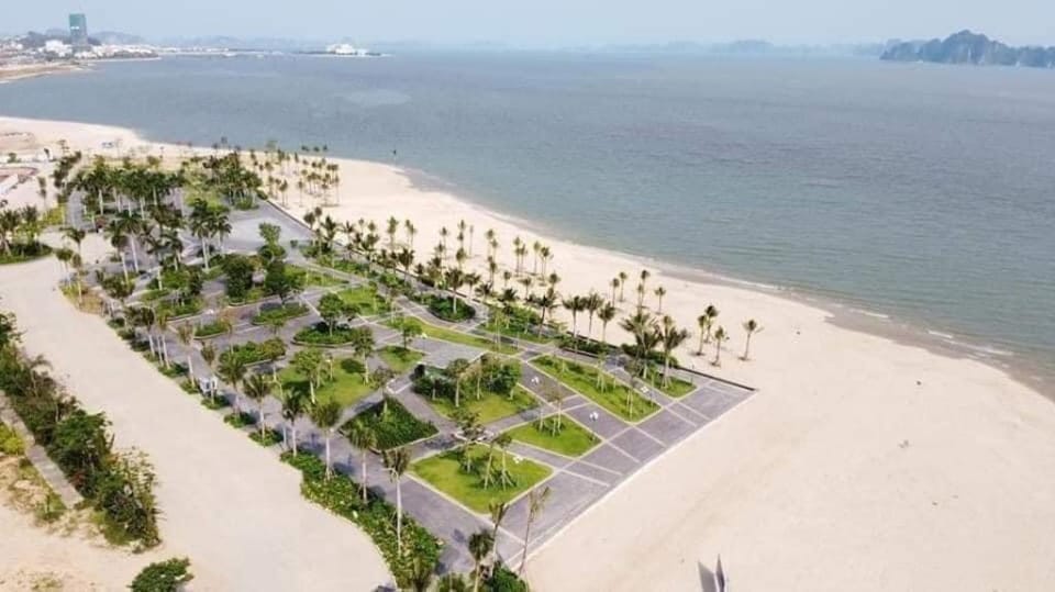 Anh Duong Villa Ha Long Villa in Laos