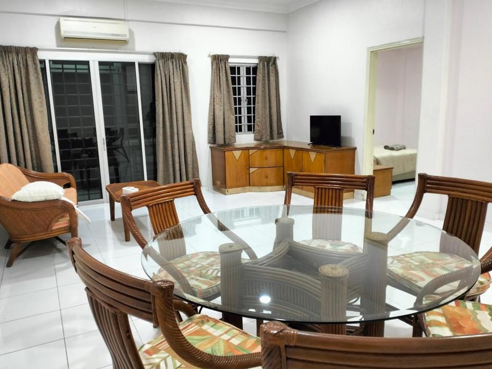 Melaka homestay budget condo 6pax Apartment in Malacca