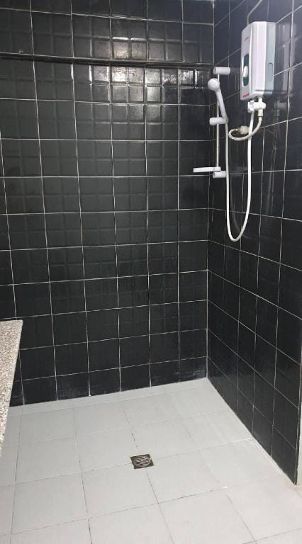 FAMILY/BARKADA COMFY ROOM W/ BEACH GETAWAY Vacation rental in Olongapo