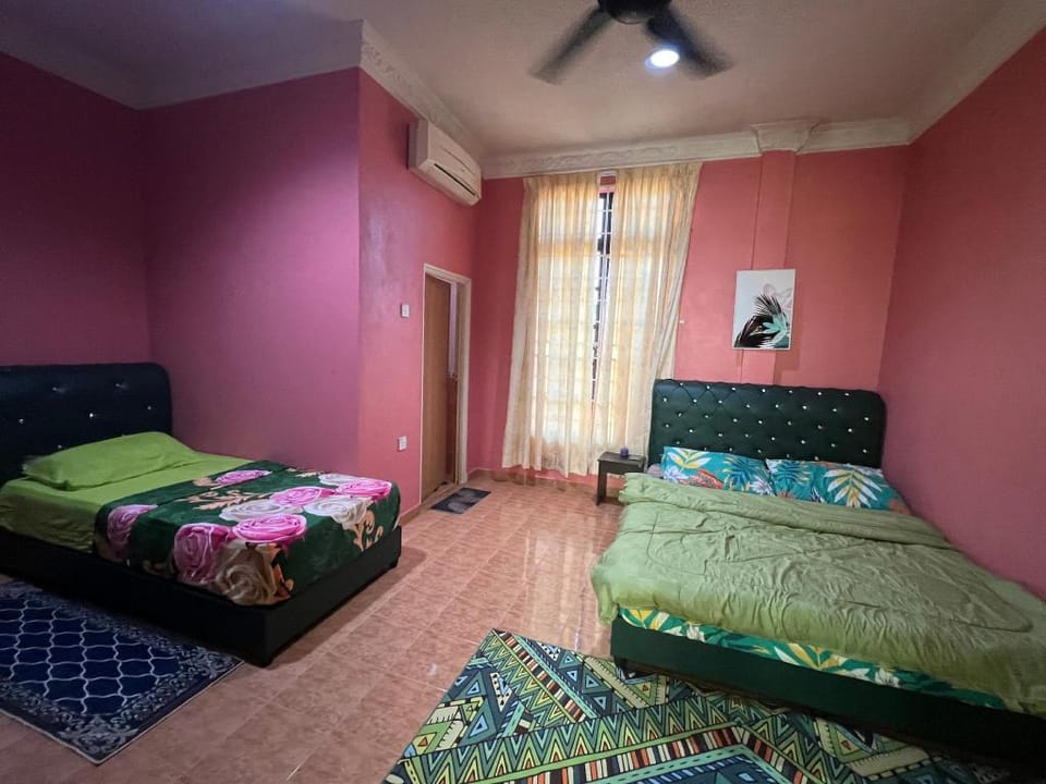 AZkin Green Villa Salor KB? Villa in Malaysia
