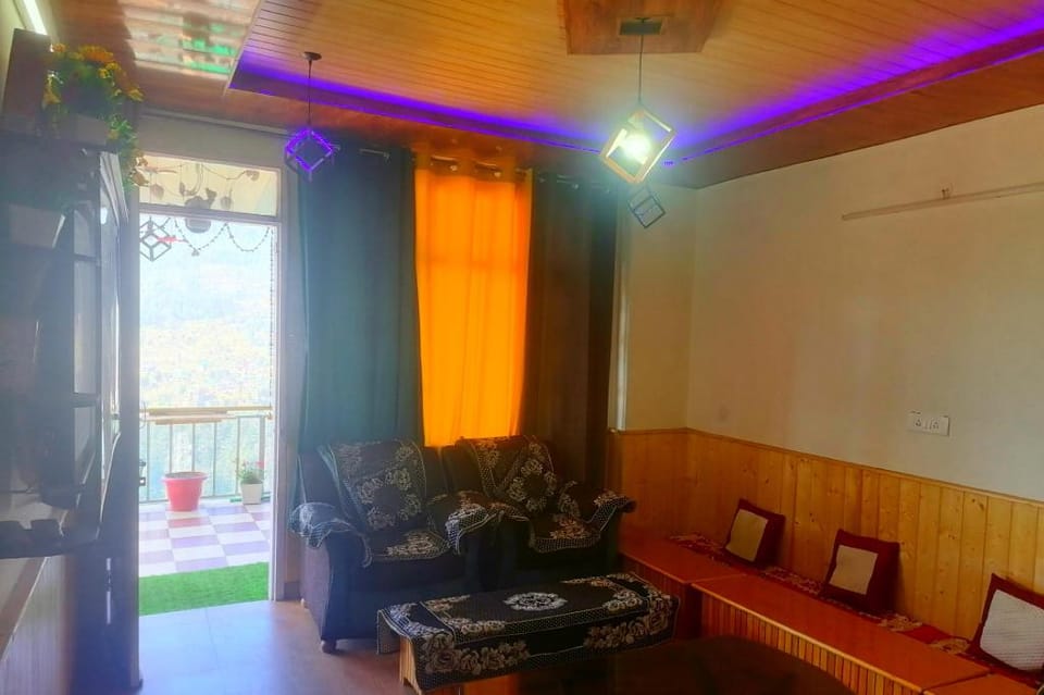 Chill in Hills Home Stay Manali Vacation rental in Manali