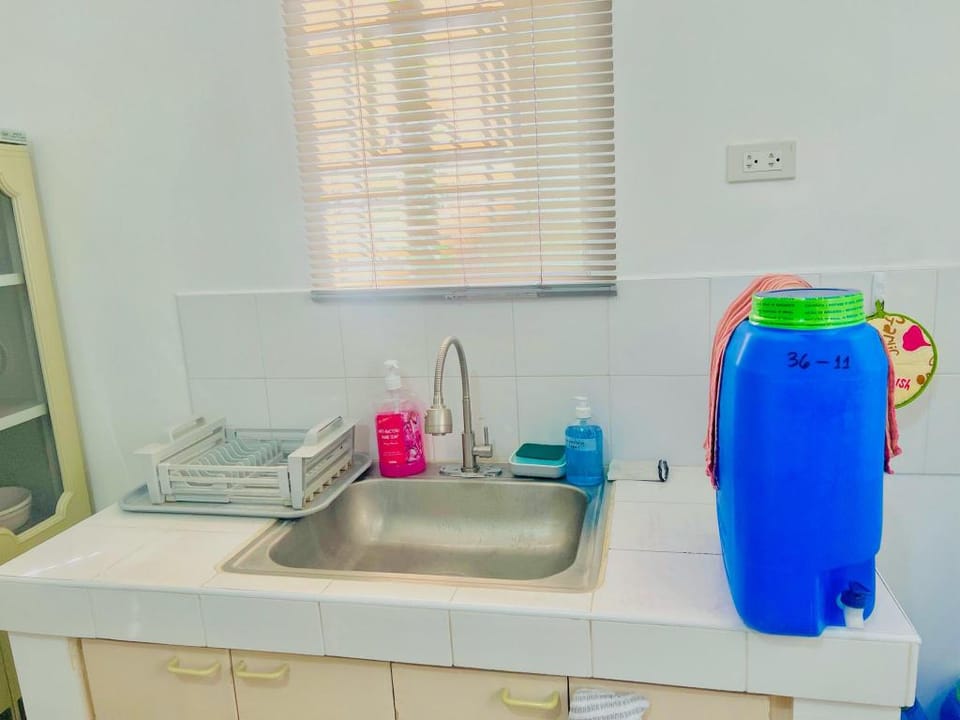 Awesome 2 Bedroom, Living Room & Kitchen Vacation rental in Calabarzon