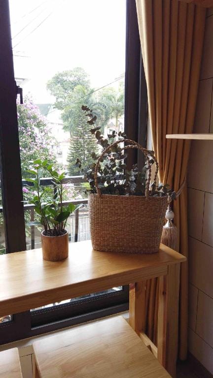 Lemonade?Biglassdoor?netflixTV?wash?dry Vacation rental in Hanoi