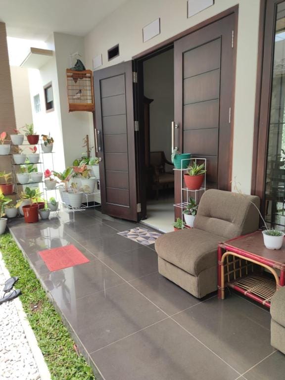 ALINEA Homestay Syariah Villa in Batu