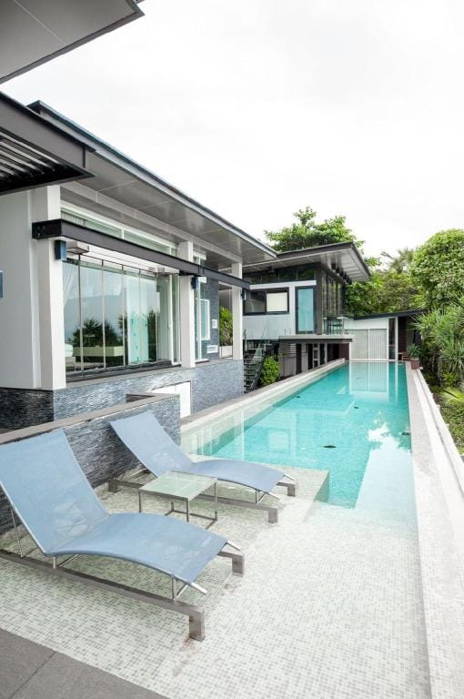 kamala Luxury 5 bed rooms beach front villa Villa in Thailand