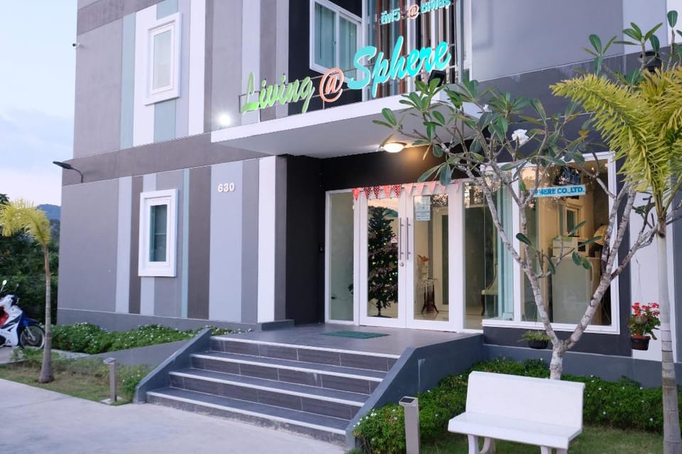 living at Sphere with Deluxe room Apartment in Krabi Changwat